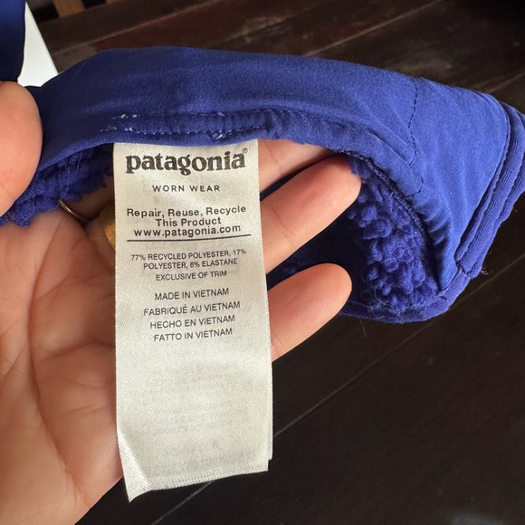 Women’s Patagonia R2® TechFace Hoody - Picture 4 of 9